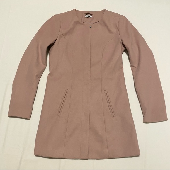 Jacqueline de Yong Woman’s Coat Size Small - Picture 1 of 16